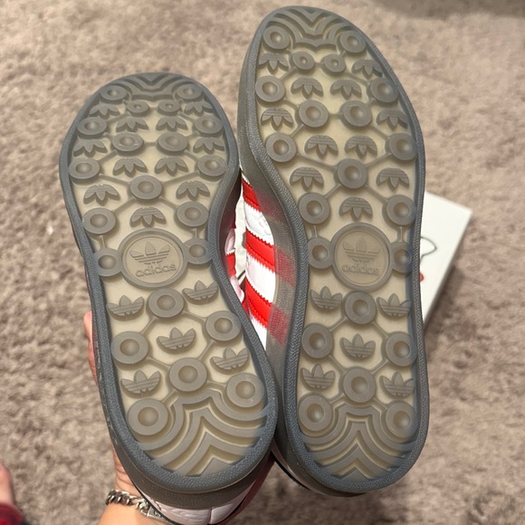 adidas Originals x Hello Kitty Gazelle Indoor - Picture 6 of 7